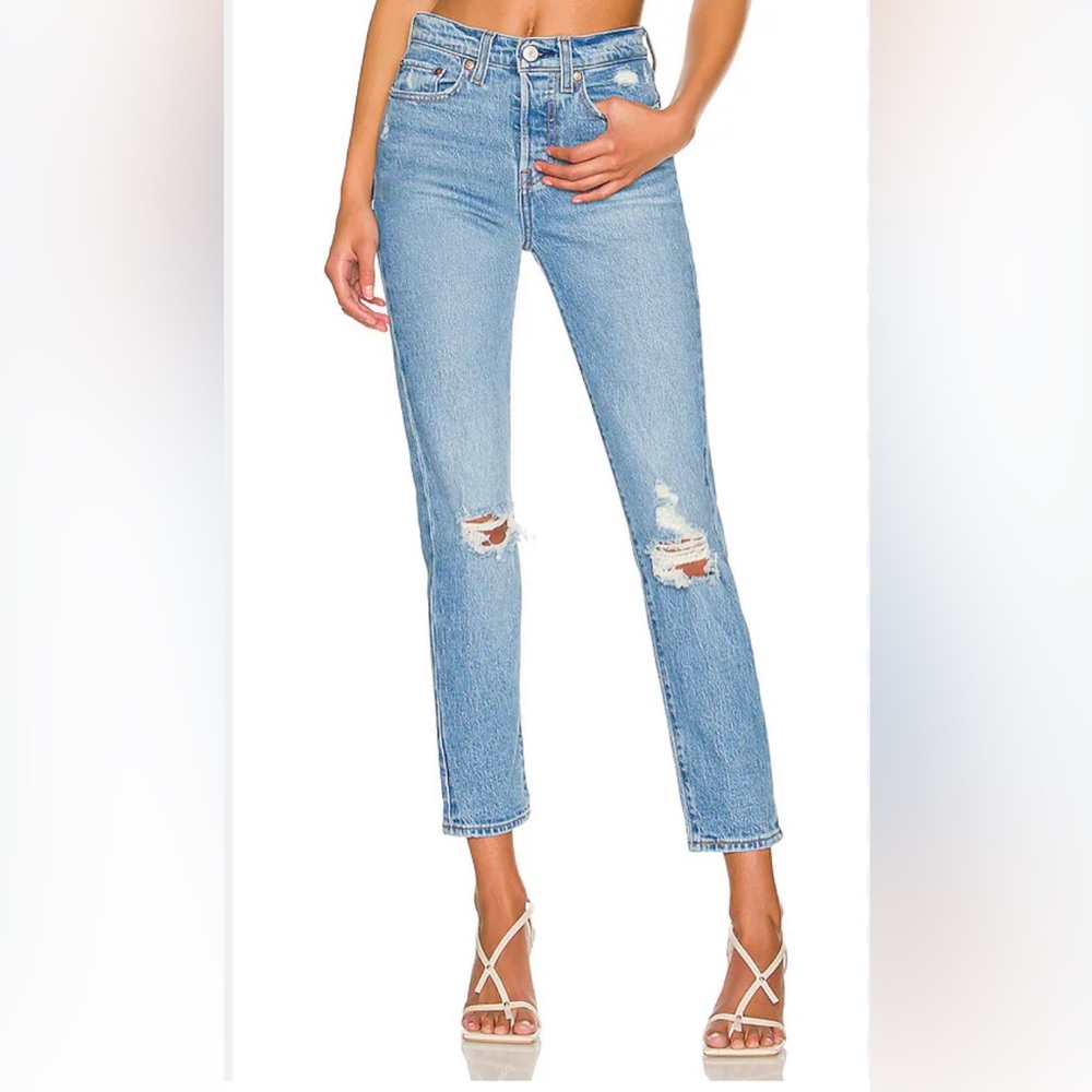 Levi's Women's High Rise Light Blue Jeans